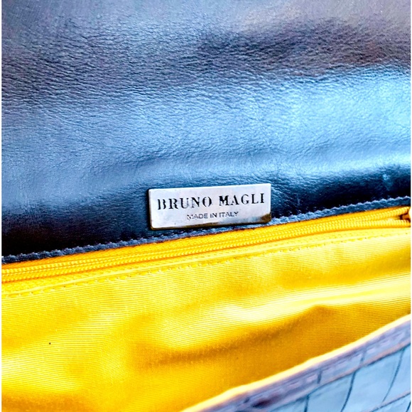 BRUNO MAGLI GORGEOUS CROCODILE DESIGNER PURSE/INTERIOR ZIPPER POCKET/BACK POCKET - Picture 3 of 7